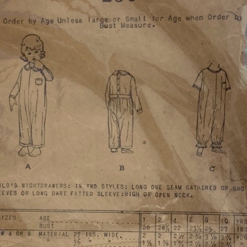 1920s sewing pattern, Standard Pattern 2516, for age 4 years, chest 22”